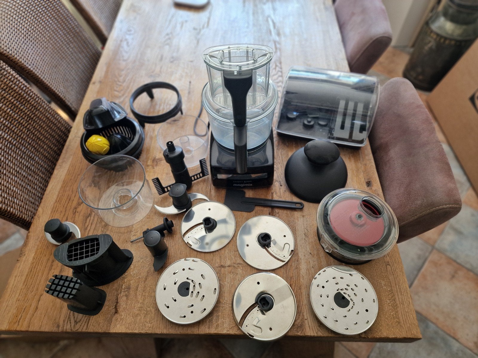 Magimix foodprocessor 3200XL zwart, Ophalen, 1 tot 2 liter, 2 snelheden, Zo goed als nieuw