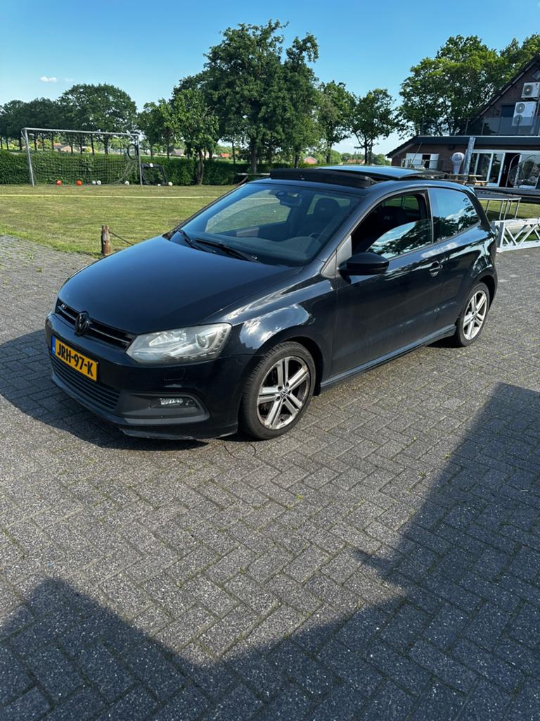 Volkswagen Polo 1.2 TSI 2012 zwart pano carplay 6 bak xenon, Voorwielaandrijving, Zwart, 988 kg, 1200 kg