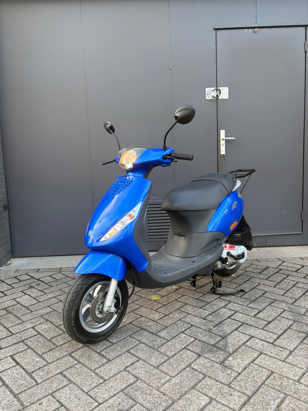Piaggio zip 100cc 4 TAKT A1 DUITS ORIGINEEL, Fietsen en Brommers, Ophalen, Zo goed als nieuw, Overige modellen