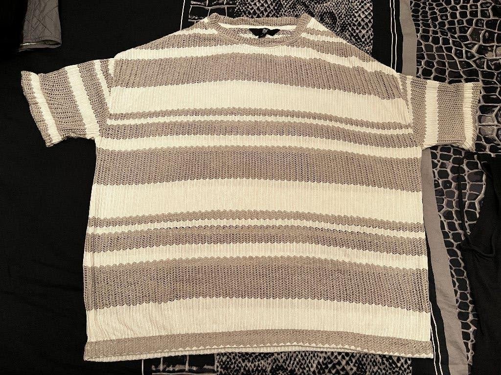 Fig gestreept shirt beige wit, M, nieuw, 40 42 NL, Maat 38/40 (M), Wit, Nieuw, Ophalen of Verzenden
