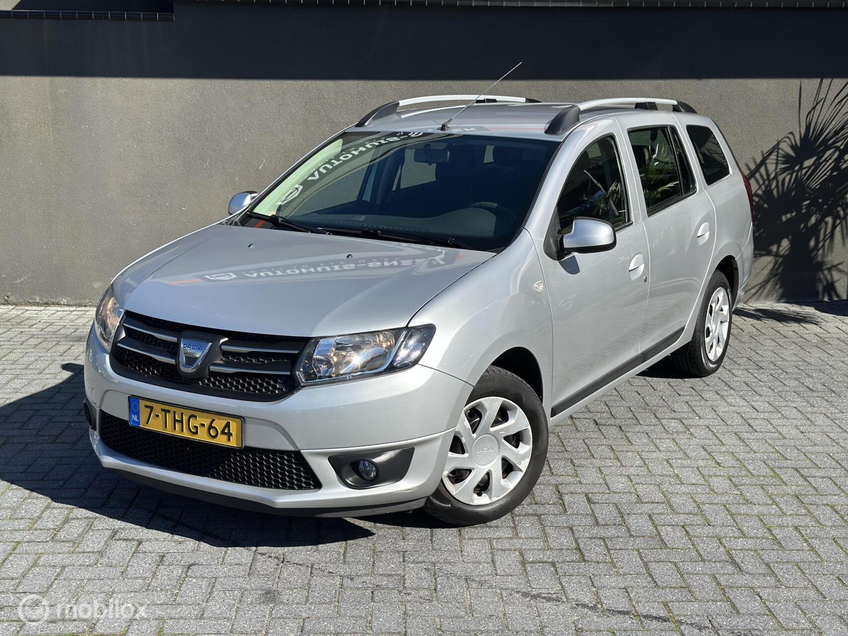 Dacia Logan MCV 0.9 TCe Lauréate | Airco | Trekhaak | Ruimt, Auto's, Origineel Nederlands, Bedrijf, Handgeschakeld, Zilver of Grijs