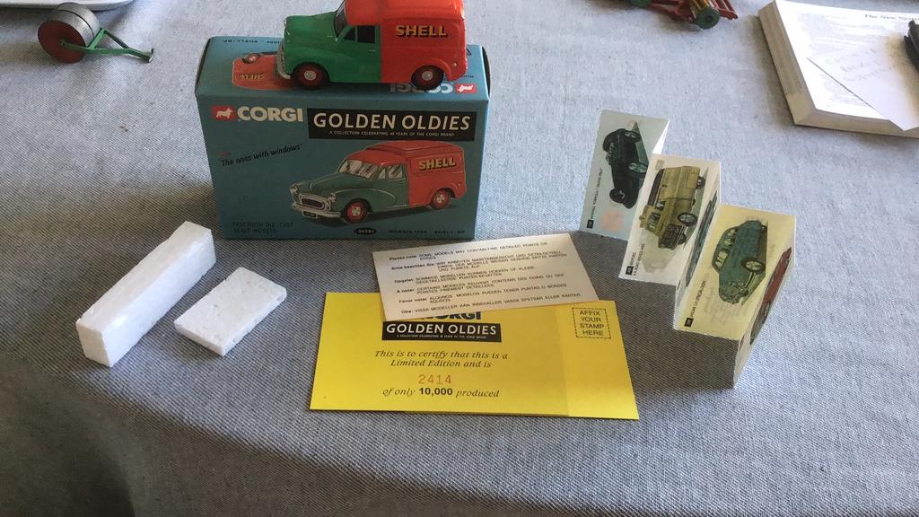 CORGI GOLDEN OLDIES JUBILEUM MODEL SHELL/ BP LIM EDITIE NW !, Ophalen of Verzenden, Zo goed als nieuw