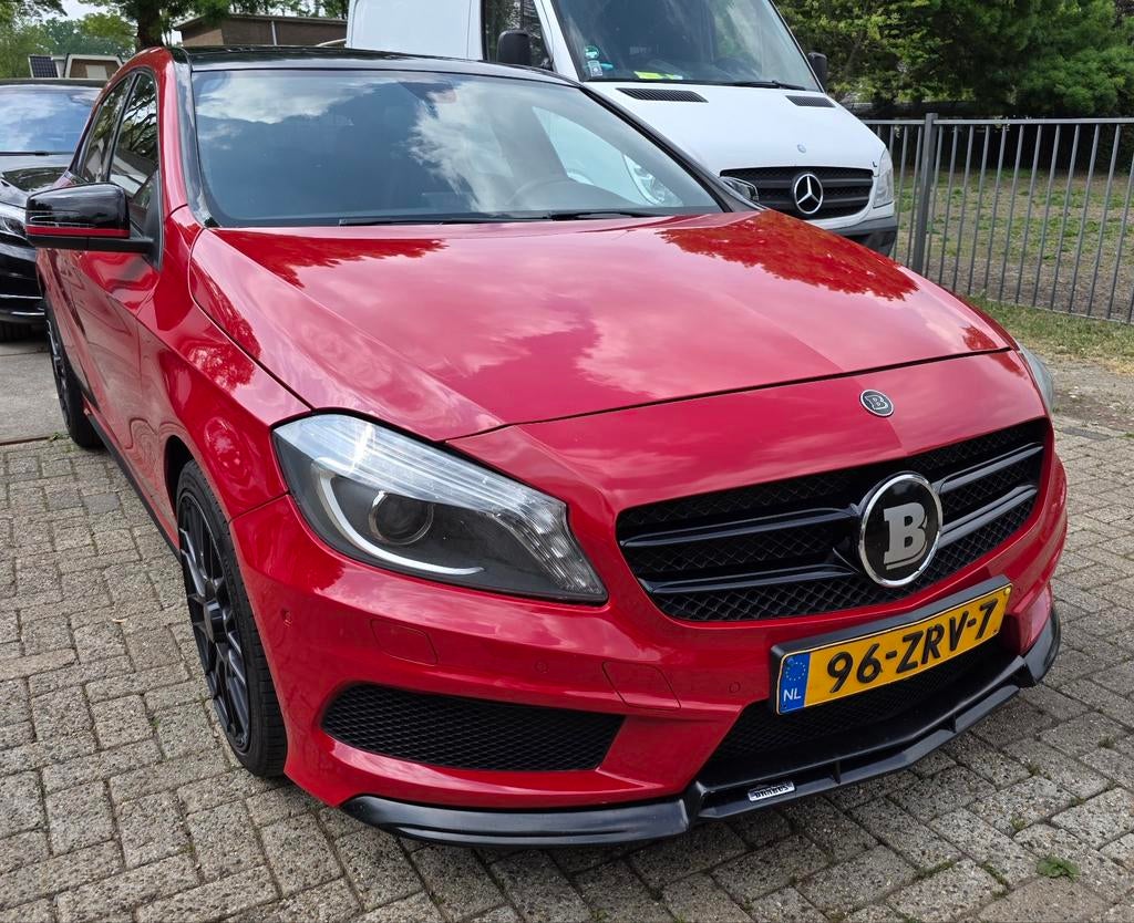 Mercedes-Benz A-Klasse A180 1.6 Blue EFF Aut7 2013 Rood, Auto's, 4 cilinders, Alcantara, 122 pk, 1200 kg
