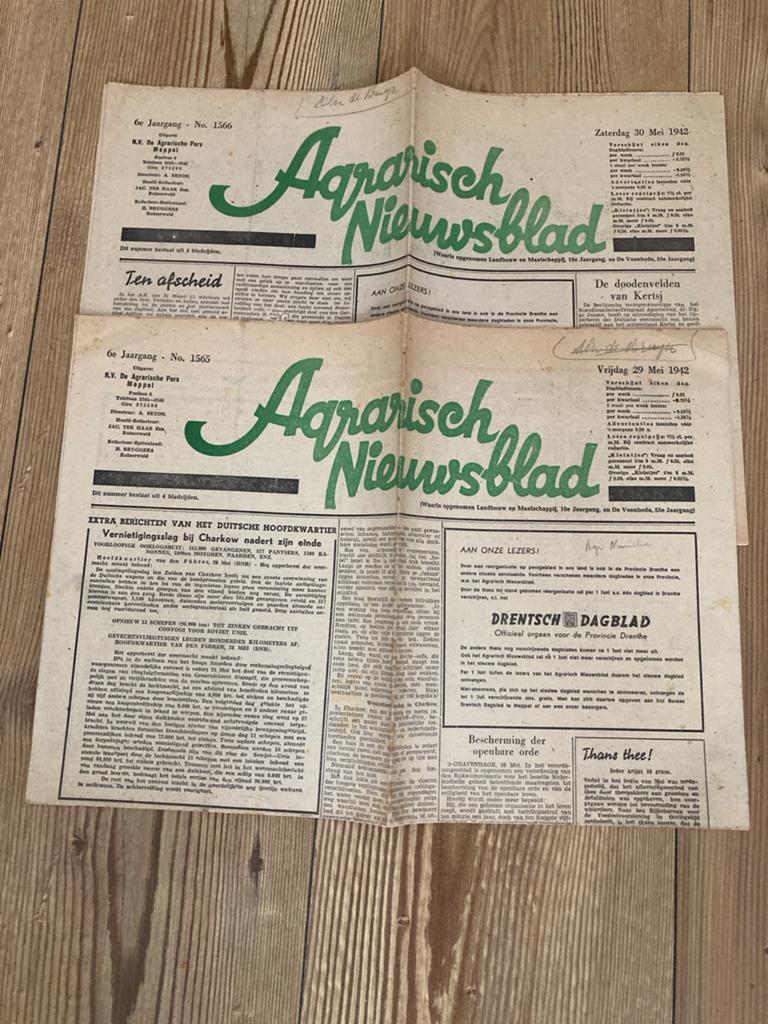 Oude kranten: Agrarisch Nieuwsblad & De Waarheid, Verzamelen, Tijdschriften, Kranten en Knipsels, Ophalen, Krant