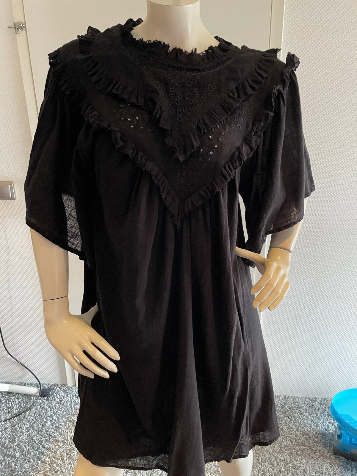 Ismay jurkje met kant onesize, Zwart, Maat 42/44 (L), Ophalen of Verzenden, Zo goed als nieuw