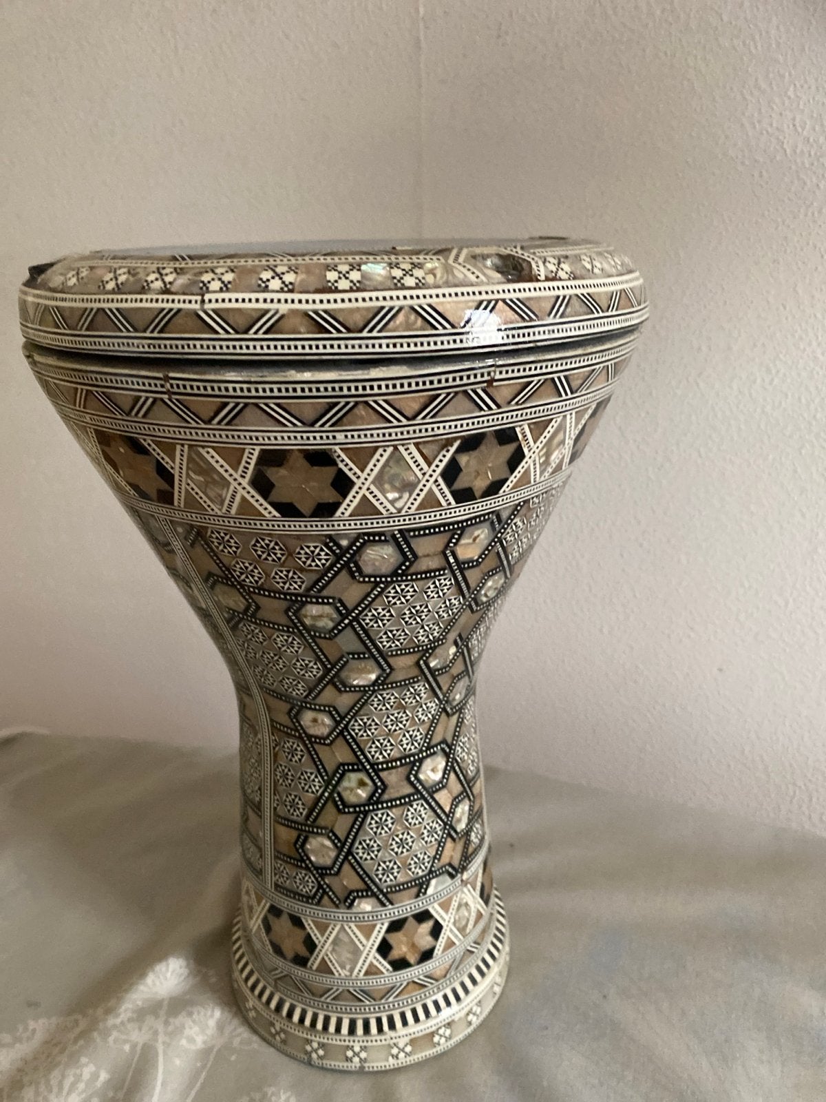 Prachtige Darbuka met Moeder-van-Parel Inleg, Ophalen, Zo goed als nieuw, Overige merken