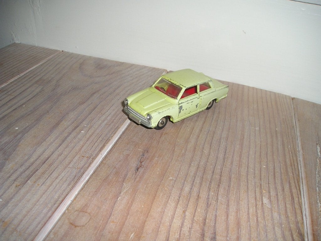 Dinky Toys 133 Ford Cortina, Ophalen of Verzenden