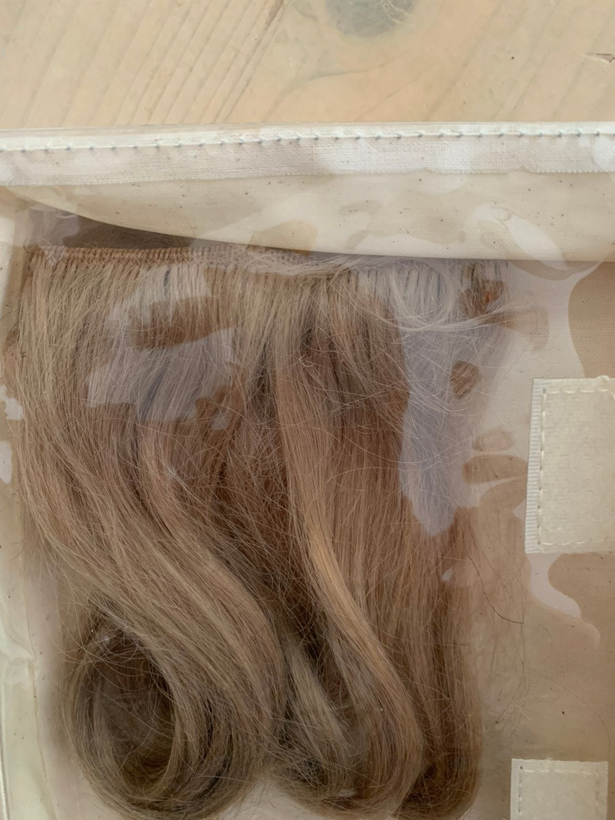 Hair extinctions clip -on donker blond krul, Ophalen of Verzenden, Gebruikt, Pruik of Haarverlenging