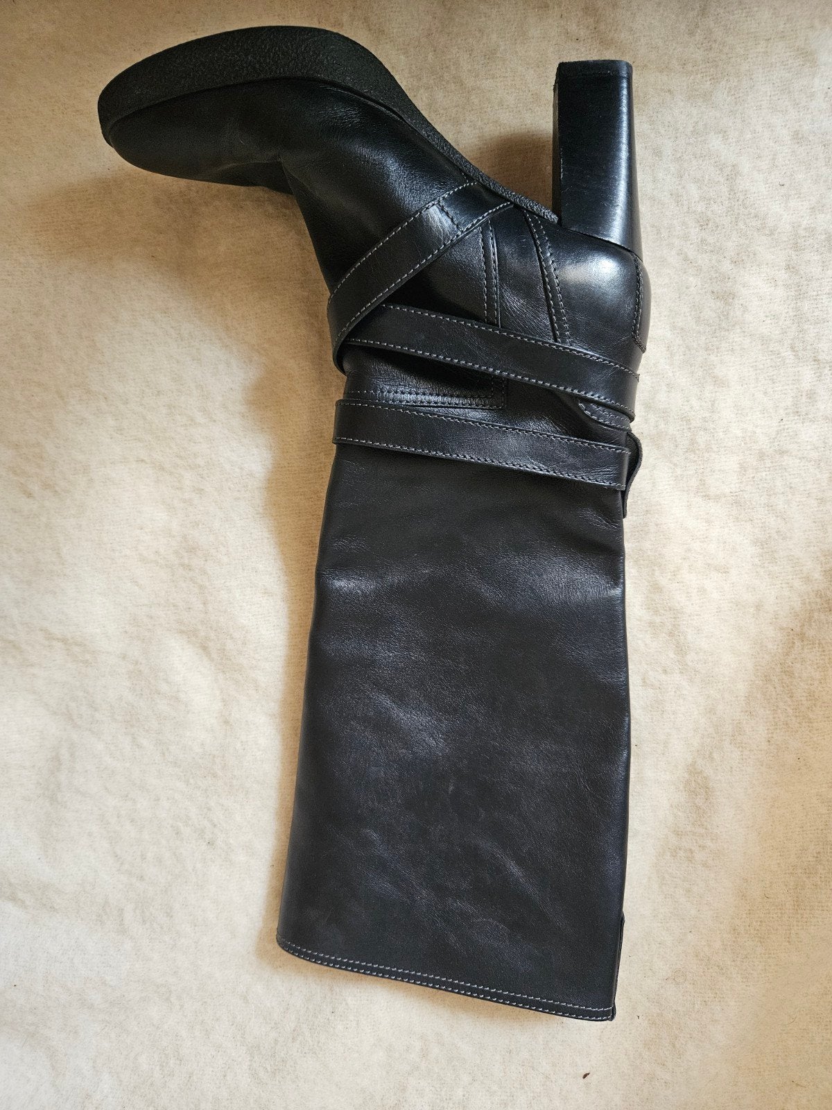 Tod's laarzen, leer, 39 1/2, ruim, Kleding | Dames, Schoenen, Hoge laarzen, Zwart, Ophalen of Verzenden, Zo goed als nieuw