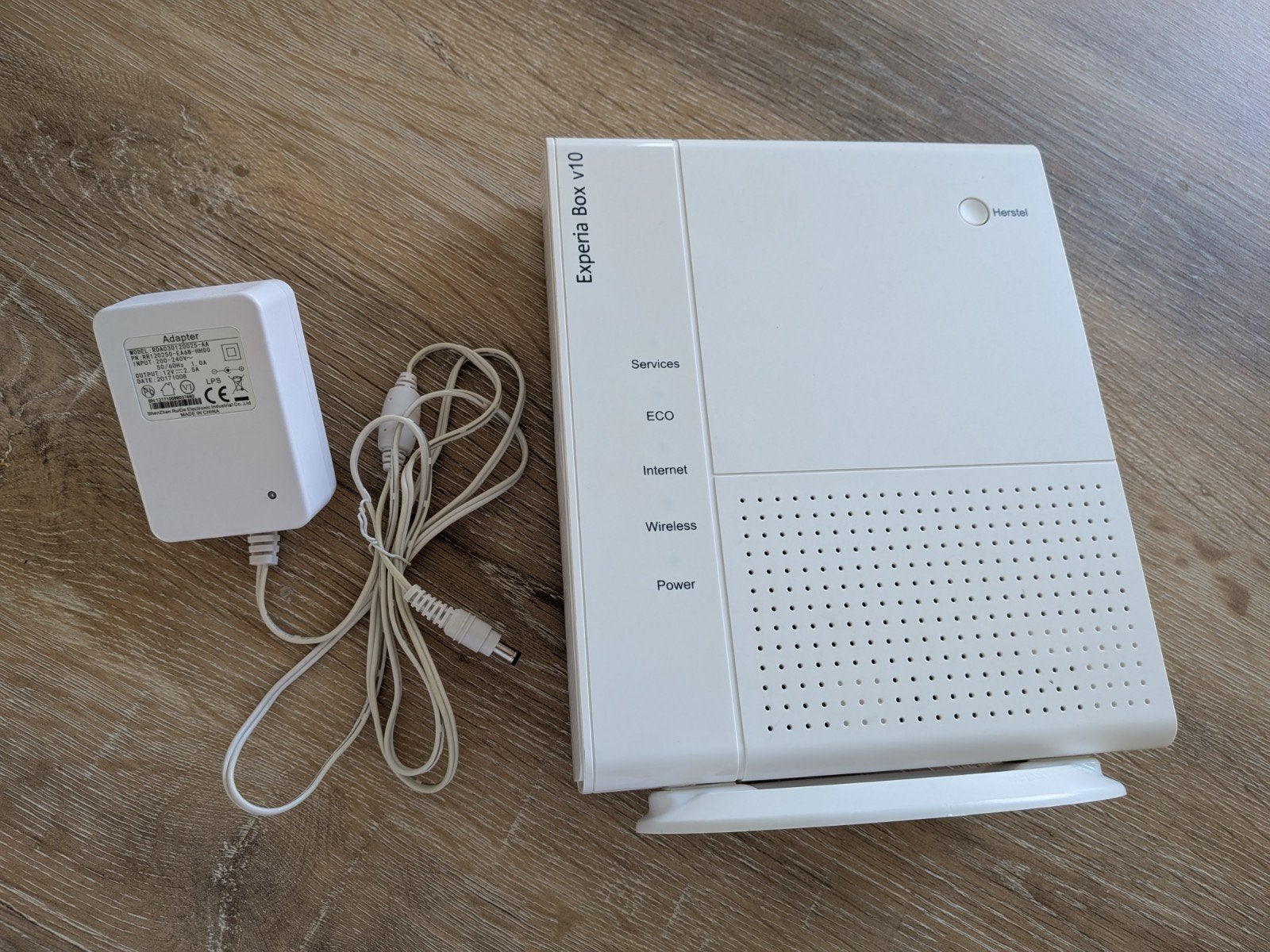 ZTE Experia Box V10 Router met modem, Ophalen, Gebruikt, Router met modem, ZTE
