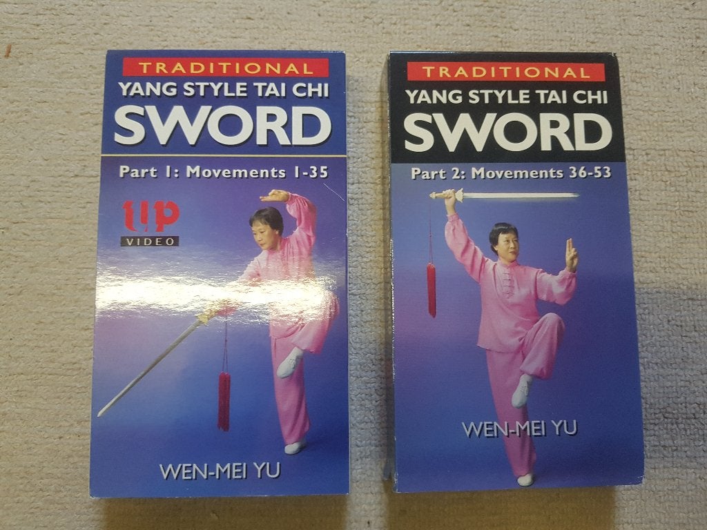 Yang style Tai-Chi sword, Ophalen of Verzenden, Gelezen, Wen-Mei Yu, Vechtsport