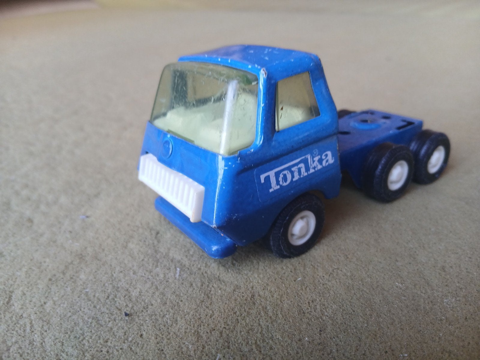 Tonka vintage vrachtwagen metaal, Hobby en Vrije tijd, Modelauto's | 1:50, Ophalen of Verzenden, Bus of Vrachtwagen, Overige merken