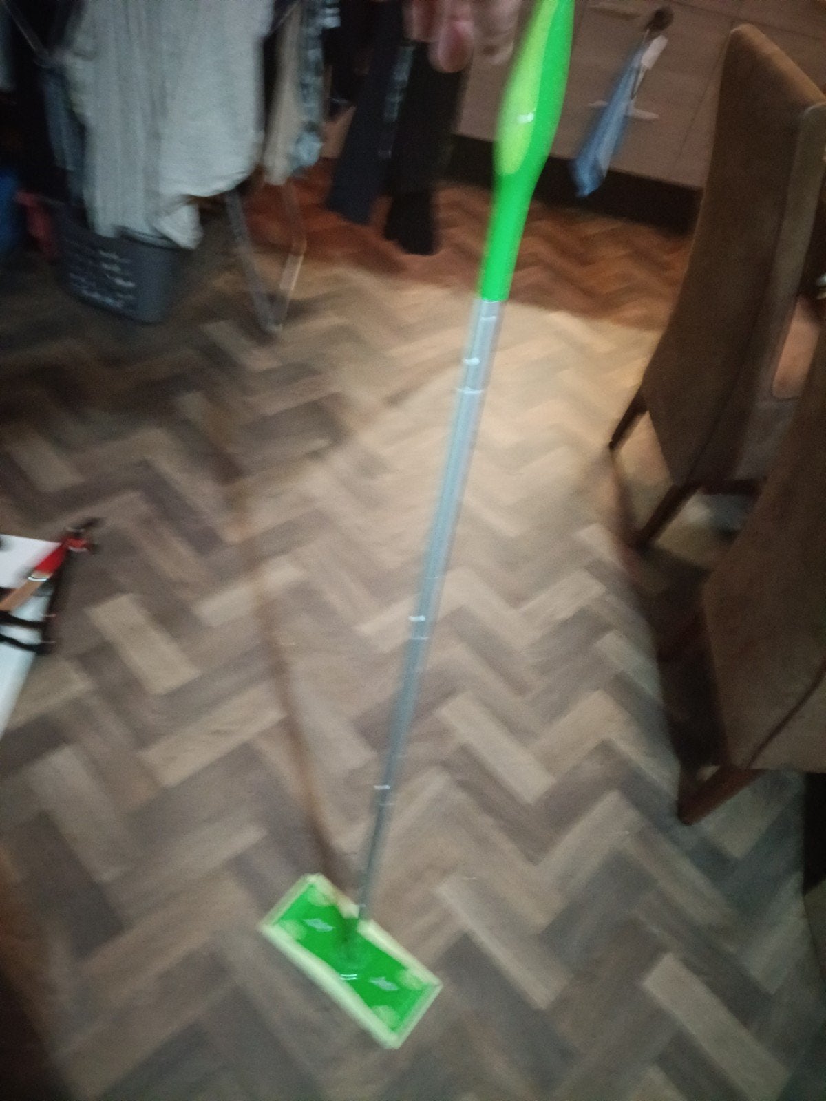 Groene Swiffer WetJet dweil met sproeifunctie, Ophalen of Verzenden