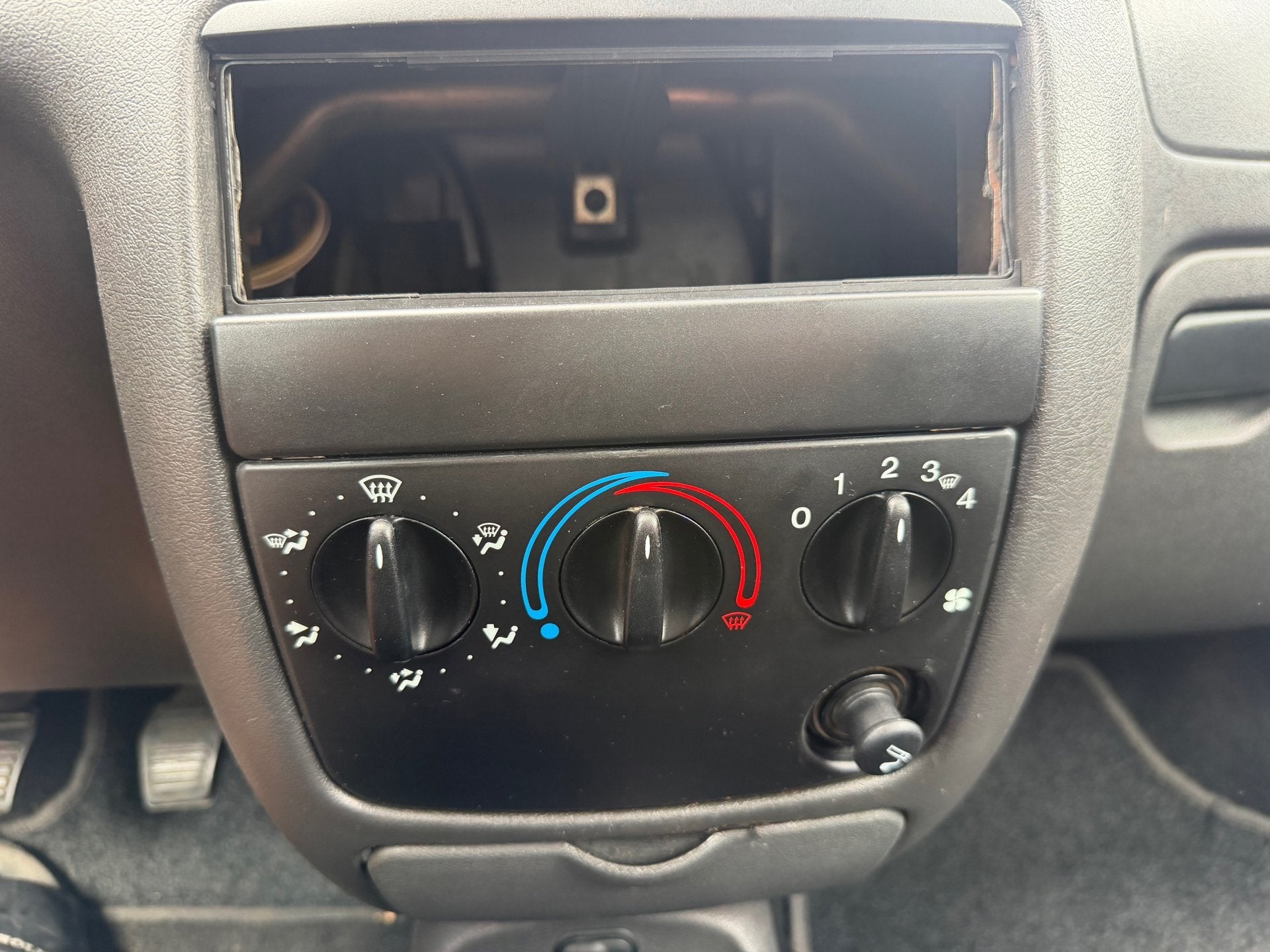 Foto 8 van Ford Fiesta 1.3-8V Classic