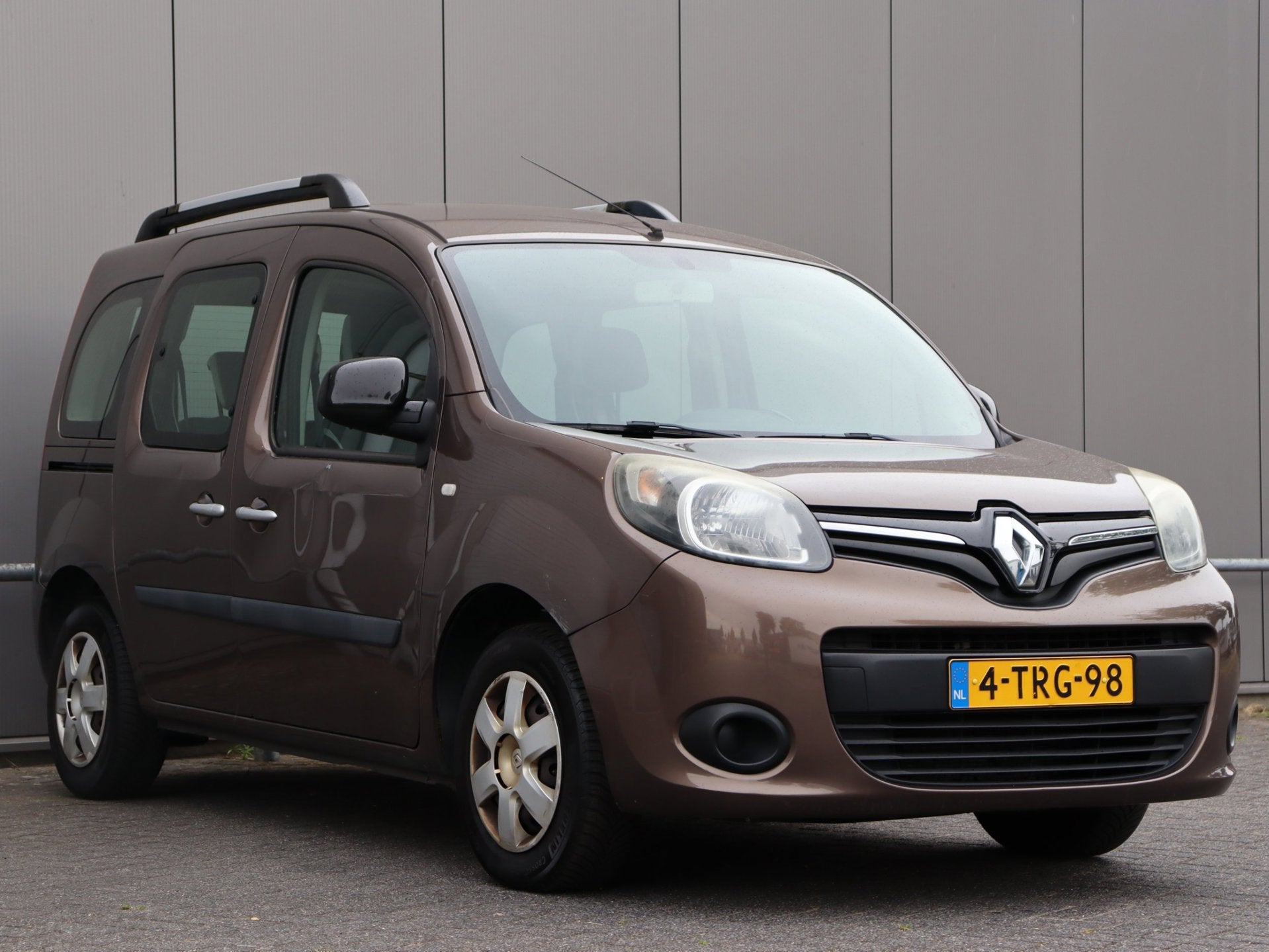 Renault Kangoo Family 1.2 TCe Expression Start&Stop, Voorwielaandrijving, Startonderbreker, Gebruikt, 1295 kg