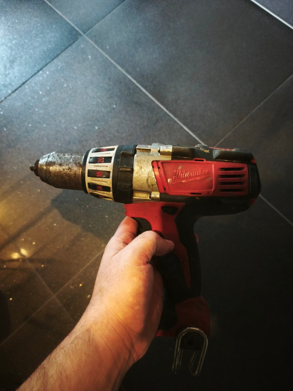 Milwaukee HD18 DD Accuboormachine - Gebruikt, Doe-het-zelf en Verbouw, Gereedschap | Boormachines, Ophalen, Gebruikt, Variabele snelheid