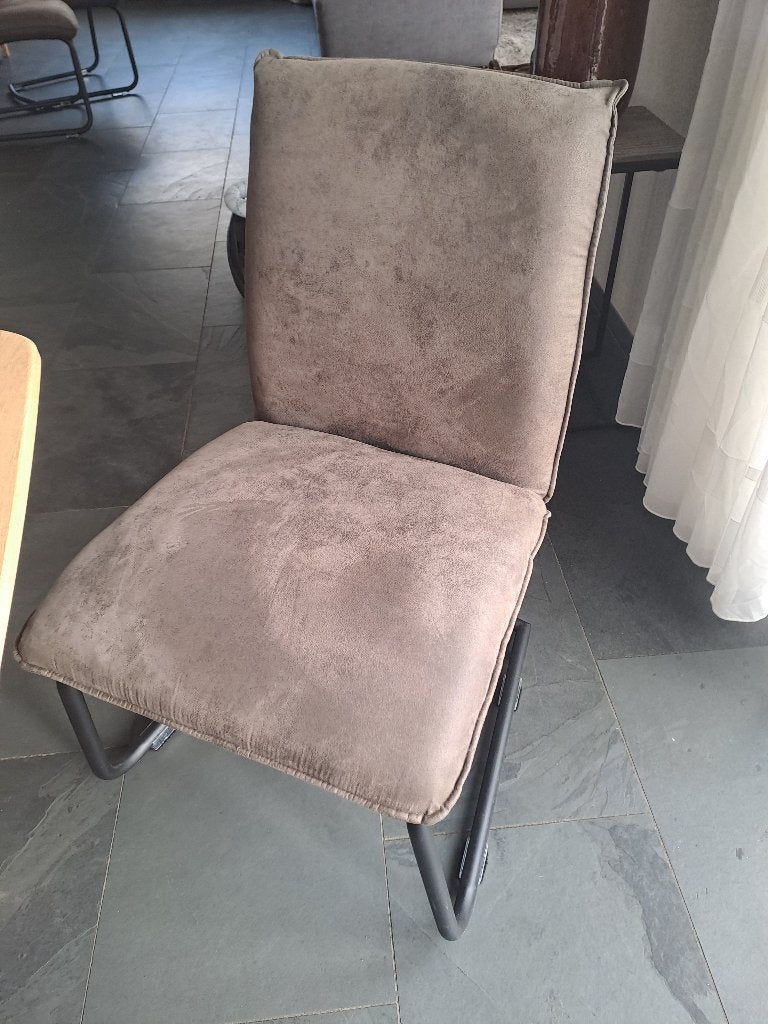 6 mooie eetkamerstoelen, Ophalen, Zo goed als nieuw, Bruin, Vijf, Zes of meer stoelen