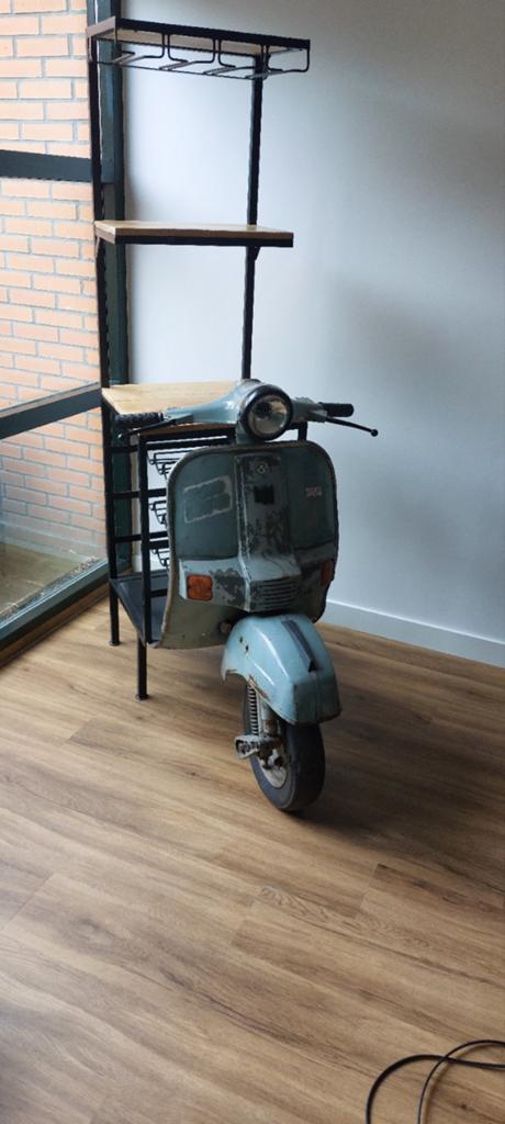 Scooterbar/wijnrek, Ophalen