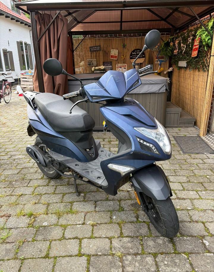 Agm vx50 scooter, Fietsen en Brommers, Gebruikt, Benzine, Ophalen, Overige merken