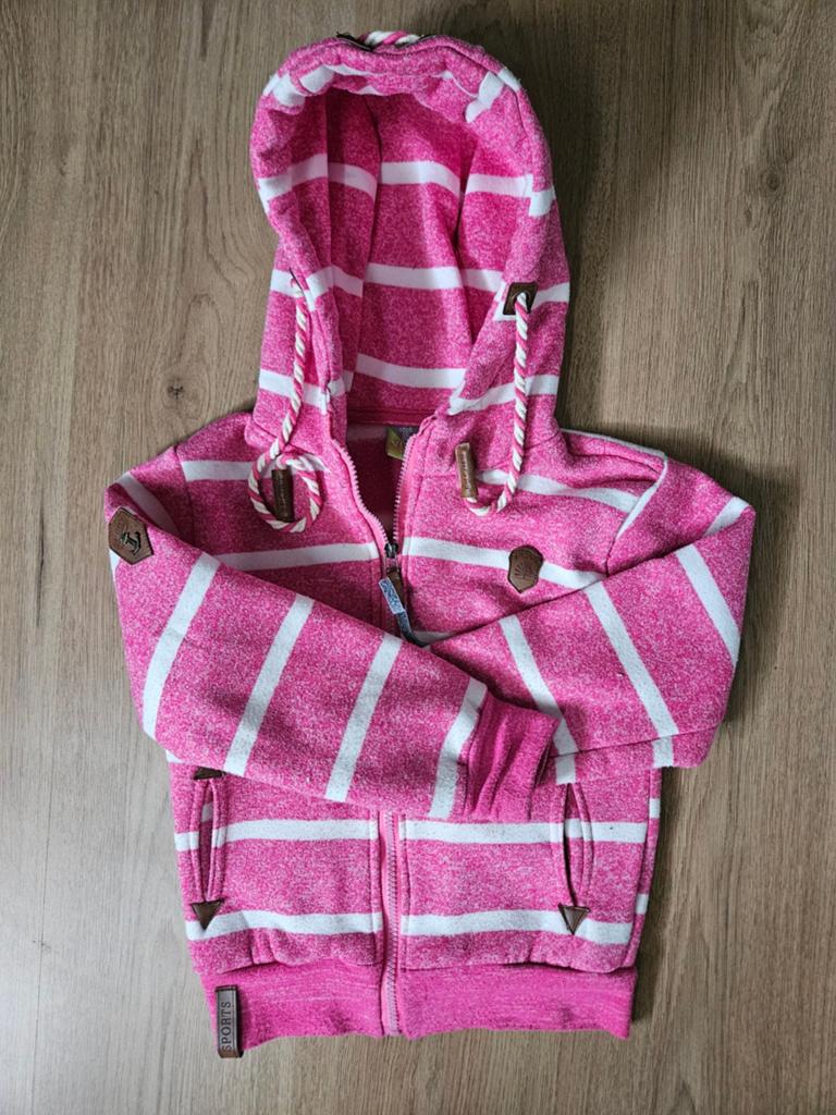 Mooi dik vest, Kinderen en Baby's, Kinderkleding | Maat 110, Ophalen, Zo goed als nieuw, Trui of Vest