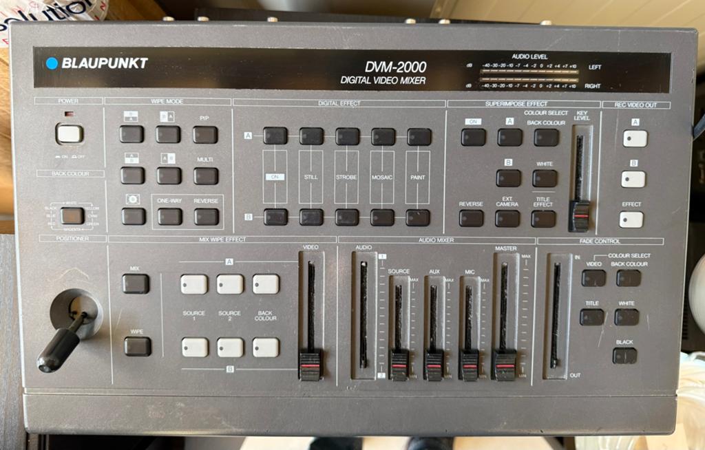 Blaupunkt DVM-2000 Digitale Video Mixer, Ophalen of Verzenden, Gebruikt, Video