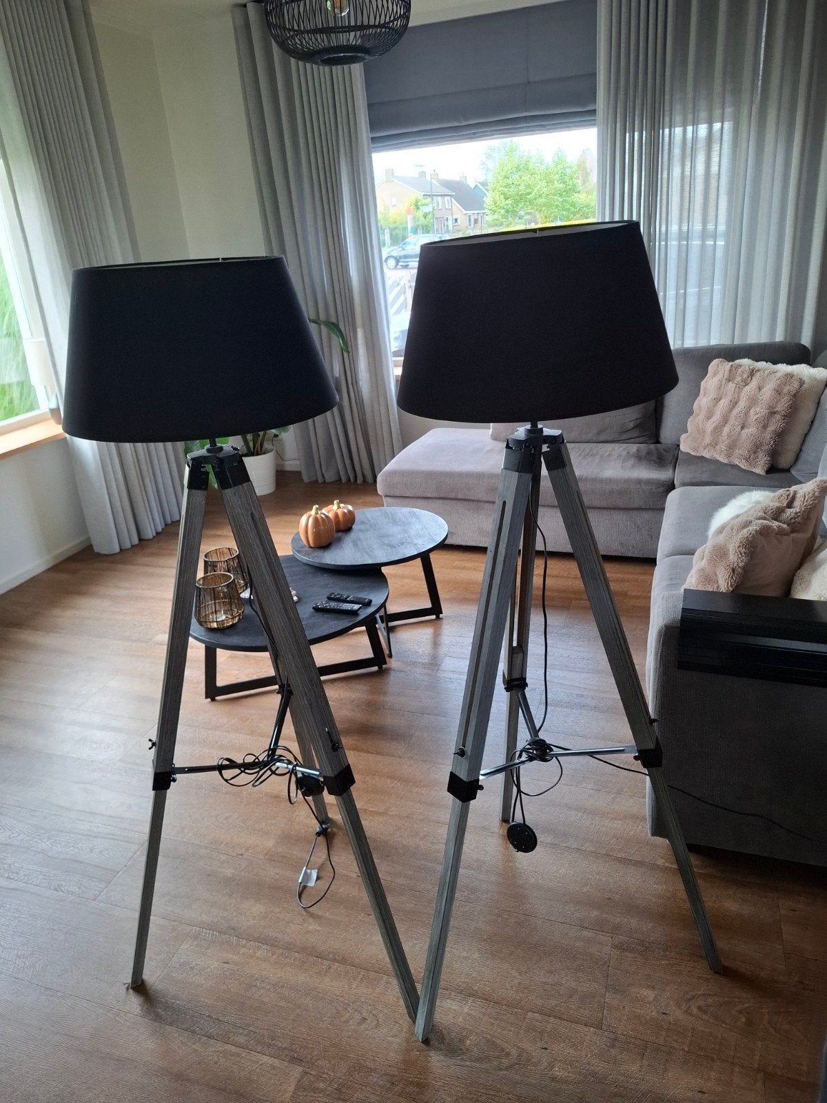 2 nette vloerlampen van Kwantum, Ophalen, Modern, Scandinavisch, 100 tot 150 cm, Zo goed als nieuw