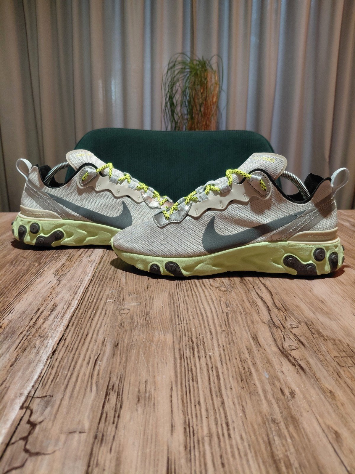 Nike Element 55 'Barely Volt' Size 39, Nike, Ophalen of Verzenden, Sneakers of Gympen, Grijs