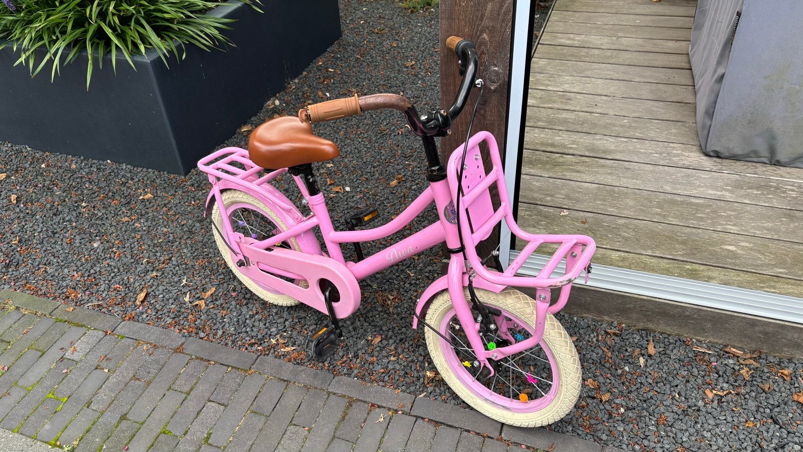 Roze Spirit kinderfiets met zijwieltjes, Ophalen, Terugtraprem, Zijwieltjes, 16 tot 20 inch
