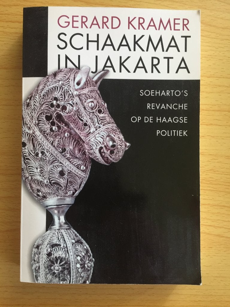 Soeharto’s revanche op de Haagse politiek, begin jaren '90, Ophalen of Verzenden, Zo goed als nieuw, Gerard Kramer
