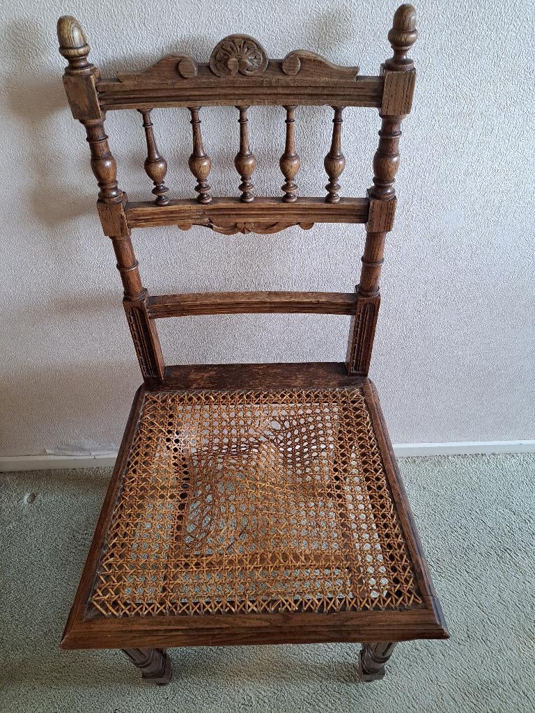 eetkamerstoeltjes, Huis en Inrichting, Stoelen, Ophalen, Gebruikt, Bruin, Hout