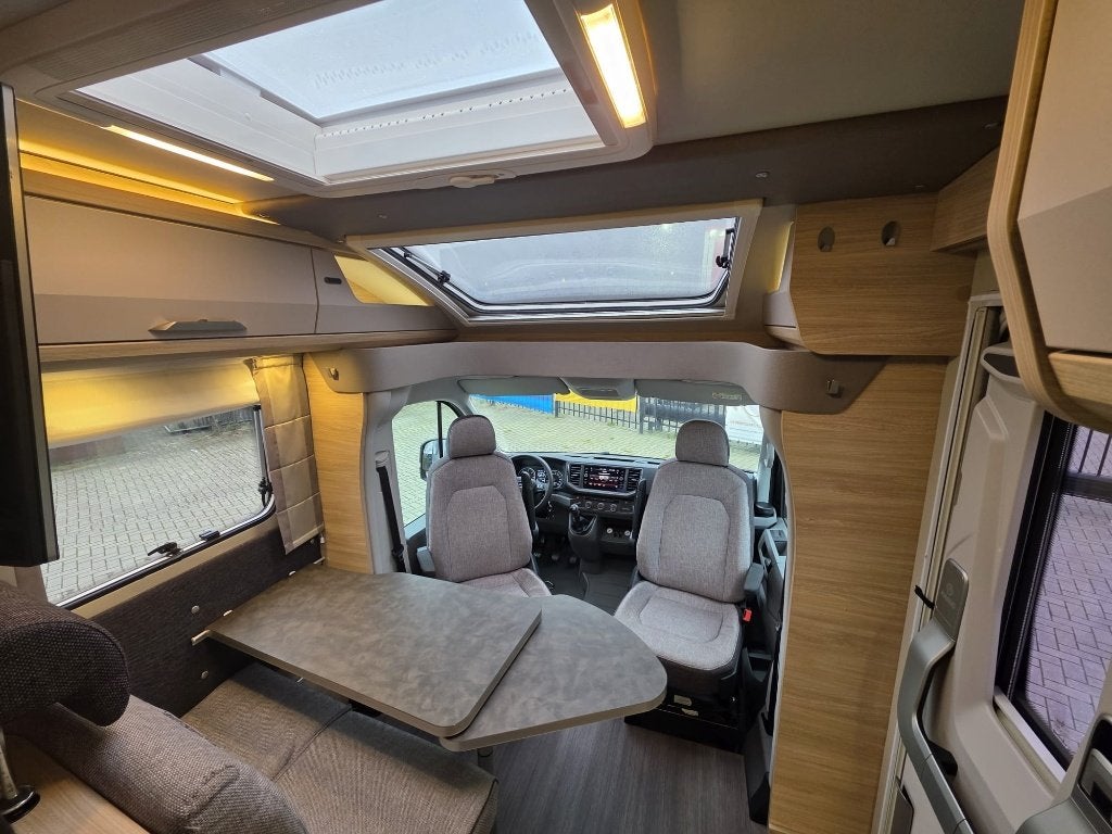 Foto 9 van Knaus Van Ti Plus 650 MEG, 140pk MAN TGE 2022, Enkele bedden