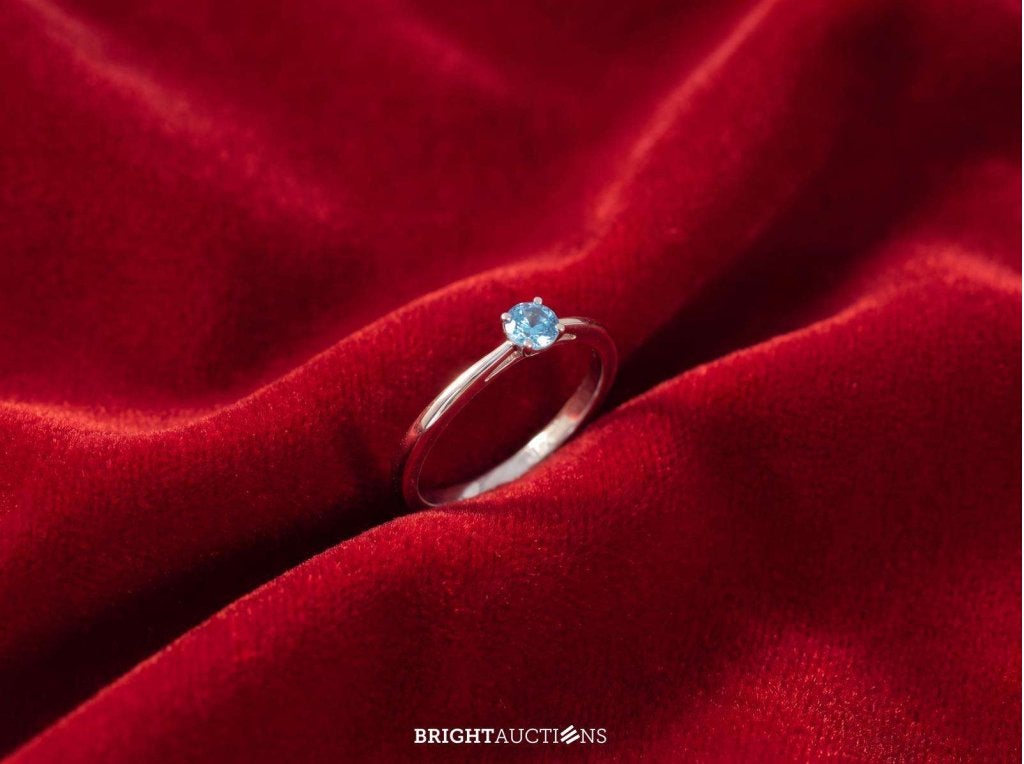 Witgouden ring met blauwe diamant, Diamant, Wit, Niet ingevuld, Nieuw