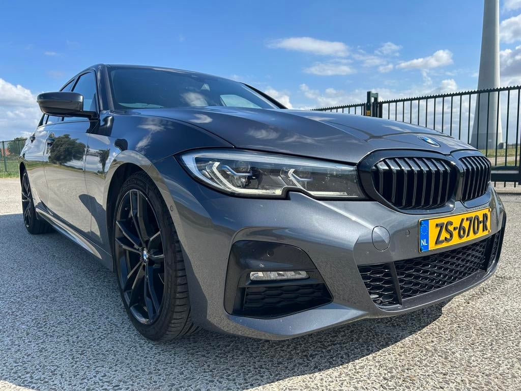 BMW 3-Serie 320i 184pk Aut 2019 Grijs, Auto's, 1998 cc, Zwart, 4 cilinders, 75 €/maand