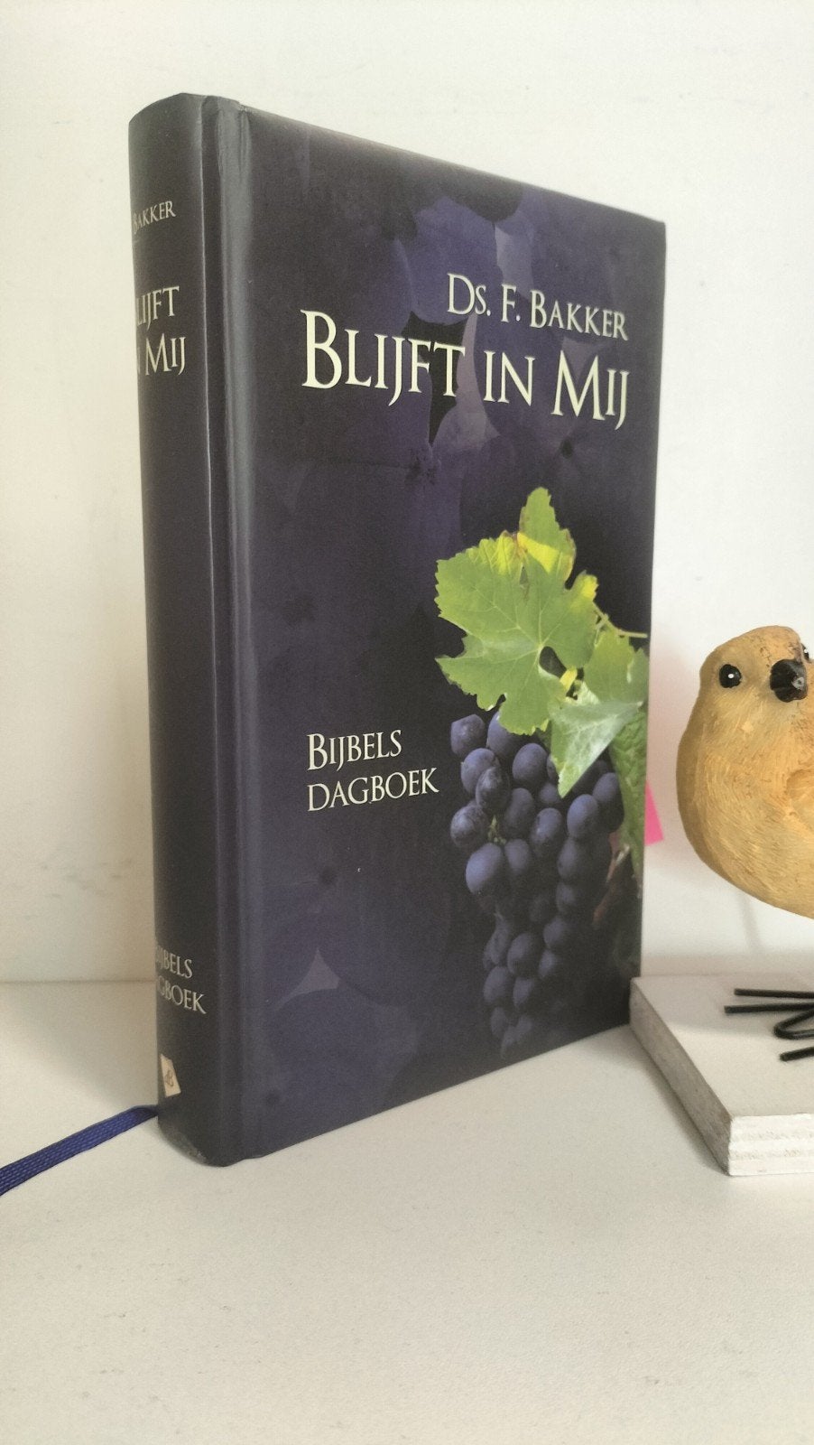 Bakker, Ds. F.; Blijft in Mij (Bijbels dagboek), Ophalen of Verzenden, Gelezen, Christendom | Protestants