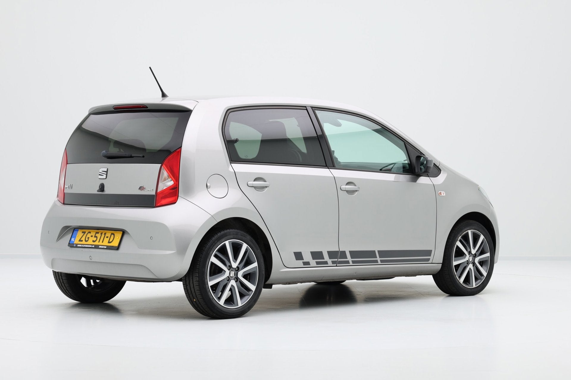 Seat Mii 1.0 FR-Line 5-drs LMV|Airco, Auto's, Voorwielaandrijving, Dealer onderhouden, Gebruikt, Euro 6