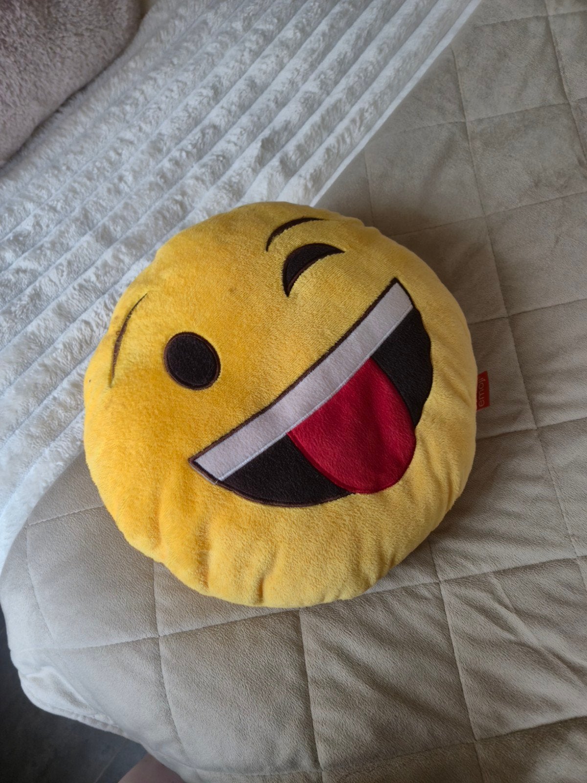 Emoji Kussen - Lachend Gezicht met Tong, Overige merken, Geel, Rond, Ophalen of Verzenden