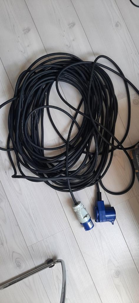 Proplus 30 meter haakse CEE verlengkabel, Ophalen, Nieuw