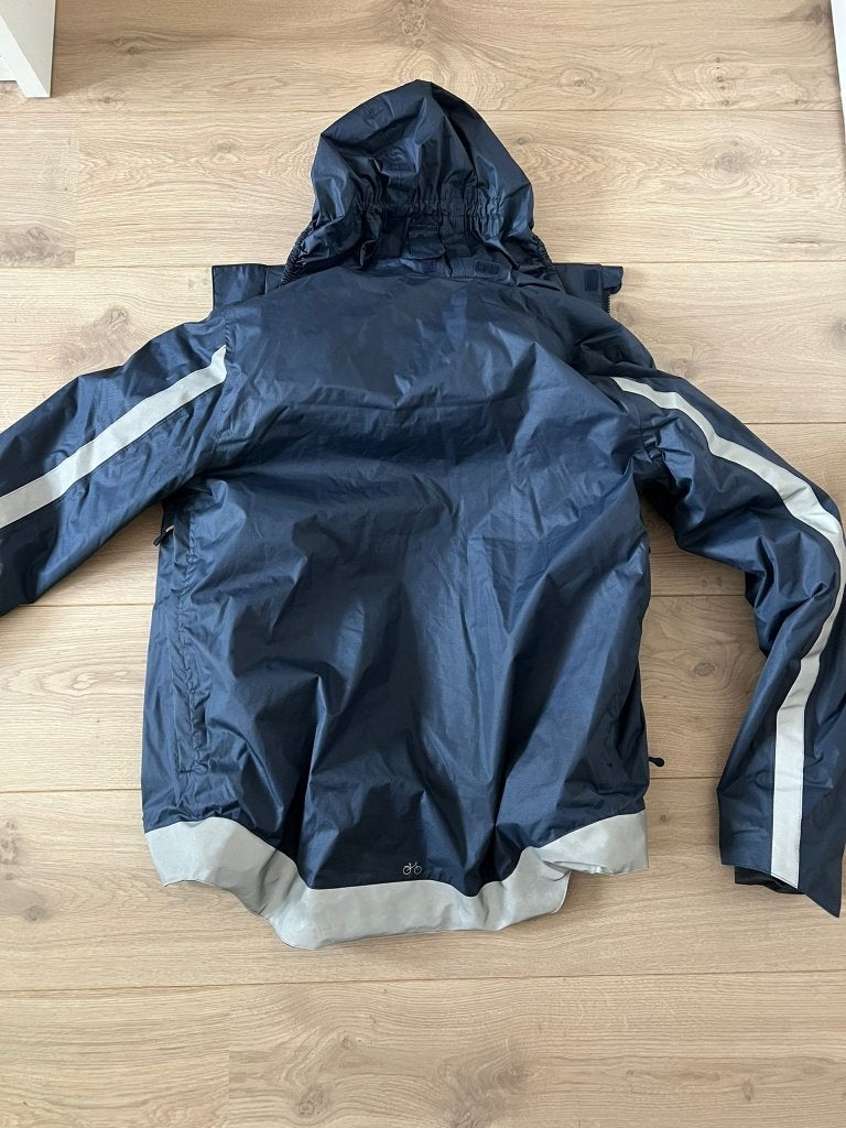 Quechua warme regenjas, heren, maat M, ideaal voor fietsen, Ophalen, Zo goed als nieuw, Maat 48/50 (M)