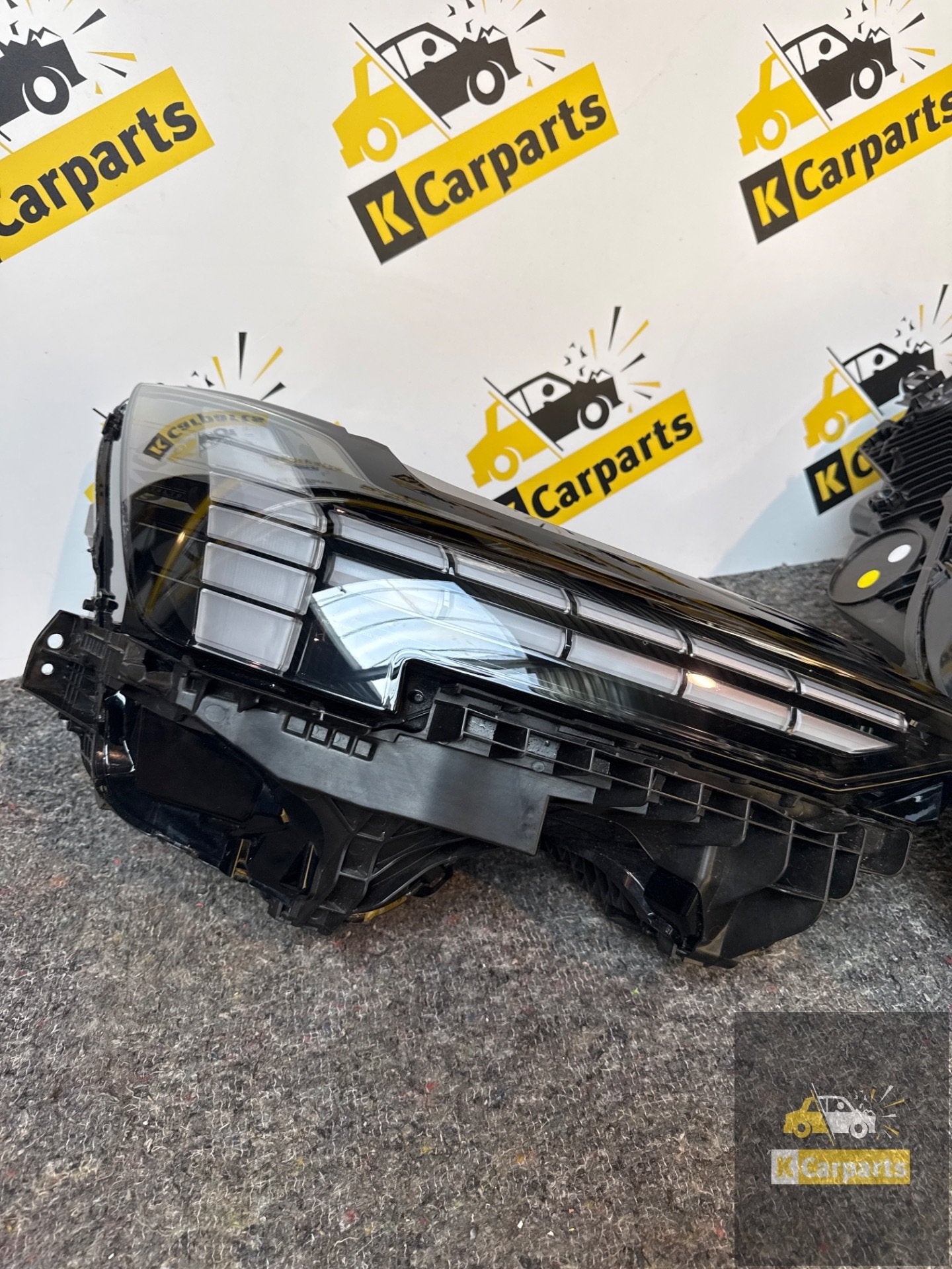 VOLVO EX90 EX90 Rechts/Links Koplamp set 32450063/3846309, Gebruikt, Gunnar Engellaus vag 8
405 31  Gothenburg, SE, Info@volvocars.com