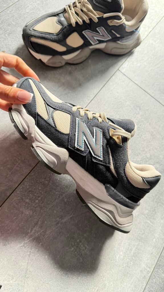 New Balance 9060 Sea Salt Bone. Maat 41, Ophalen of Verzenden, Zo goed als nieuw, Overige kleuren