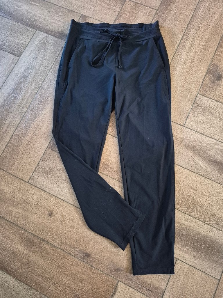 Prachtige zwarte travelstof broek van Studio Anneloes, mt M, Maat 38/40 (M), Studio Anneloes, Zwart, Ophalen of Verzenden
