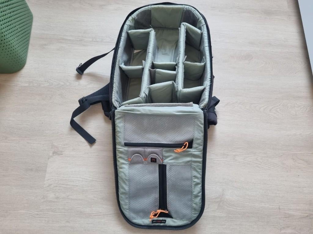 Lowepro PRO Runner 350 AW fotorugzak + monopod, Ophalen of Verzenden, Zo goed als nieuw, Rugtas, Lowepro