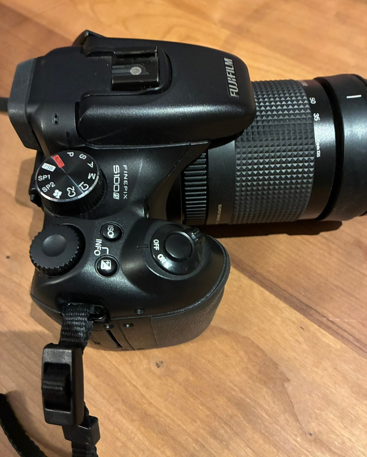 Fotocamera Fujifilm Finepix S100 met cameratas, Ophalen, Zo goed als nieuw, Fuji, 8 keer of meer