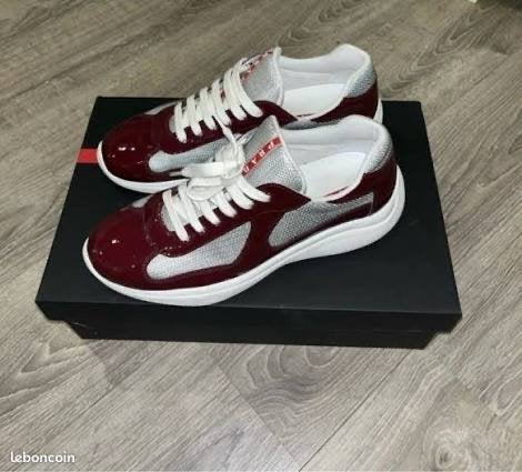 Prada Sneakers - Zo goed als nieuw, Kleding | Dames, Ophalen, Zo goed als nieuw, Rood, Sneakers of Gympen