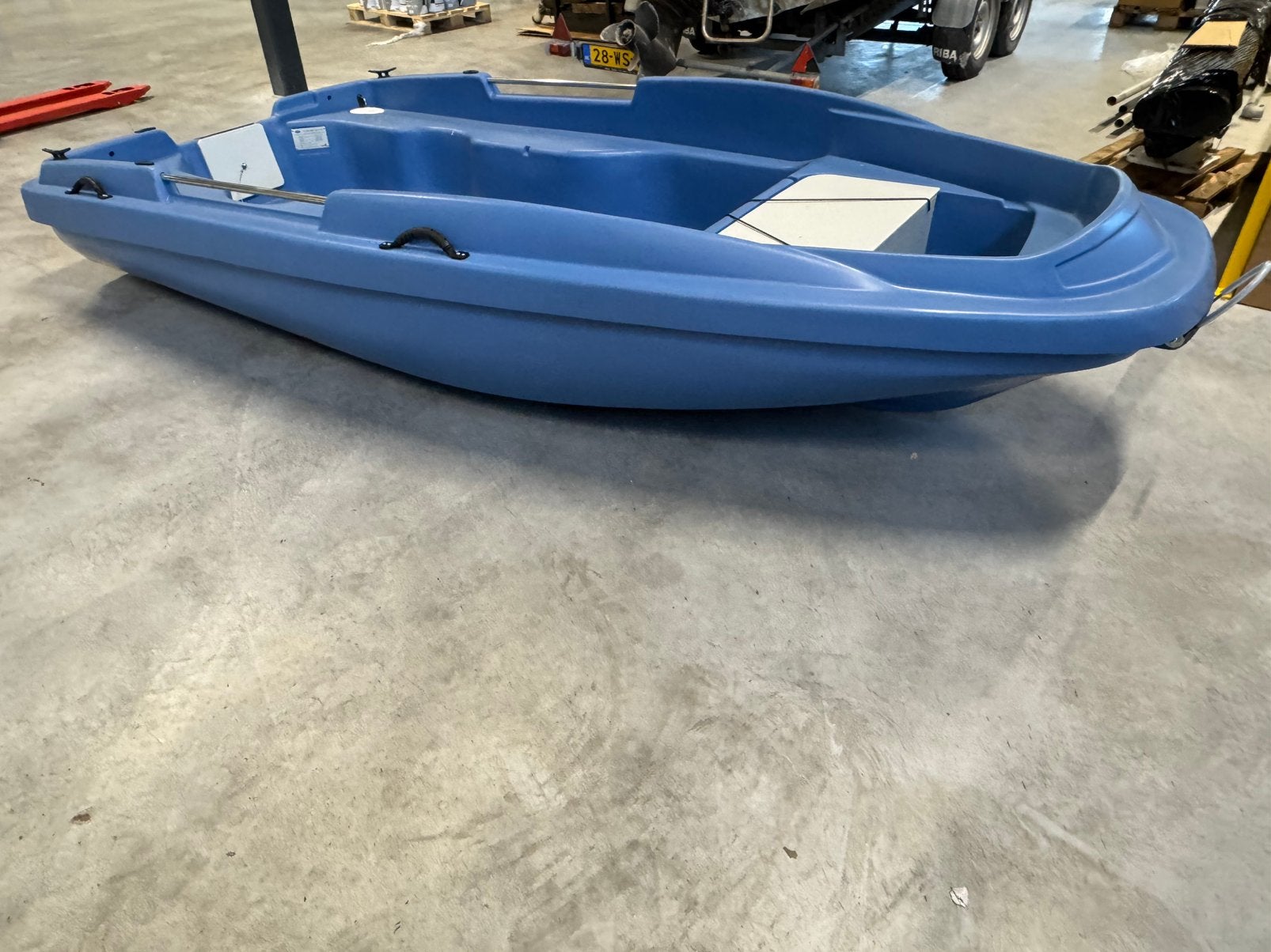 Cap 360 bootje met dollen en peddels, Ophalen, Zo goed als nieuw, Twee personen, Overige typen