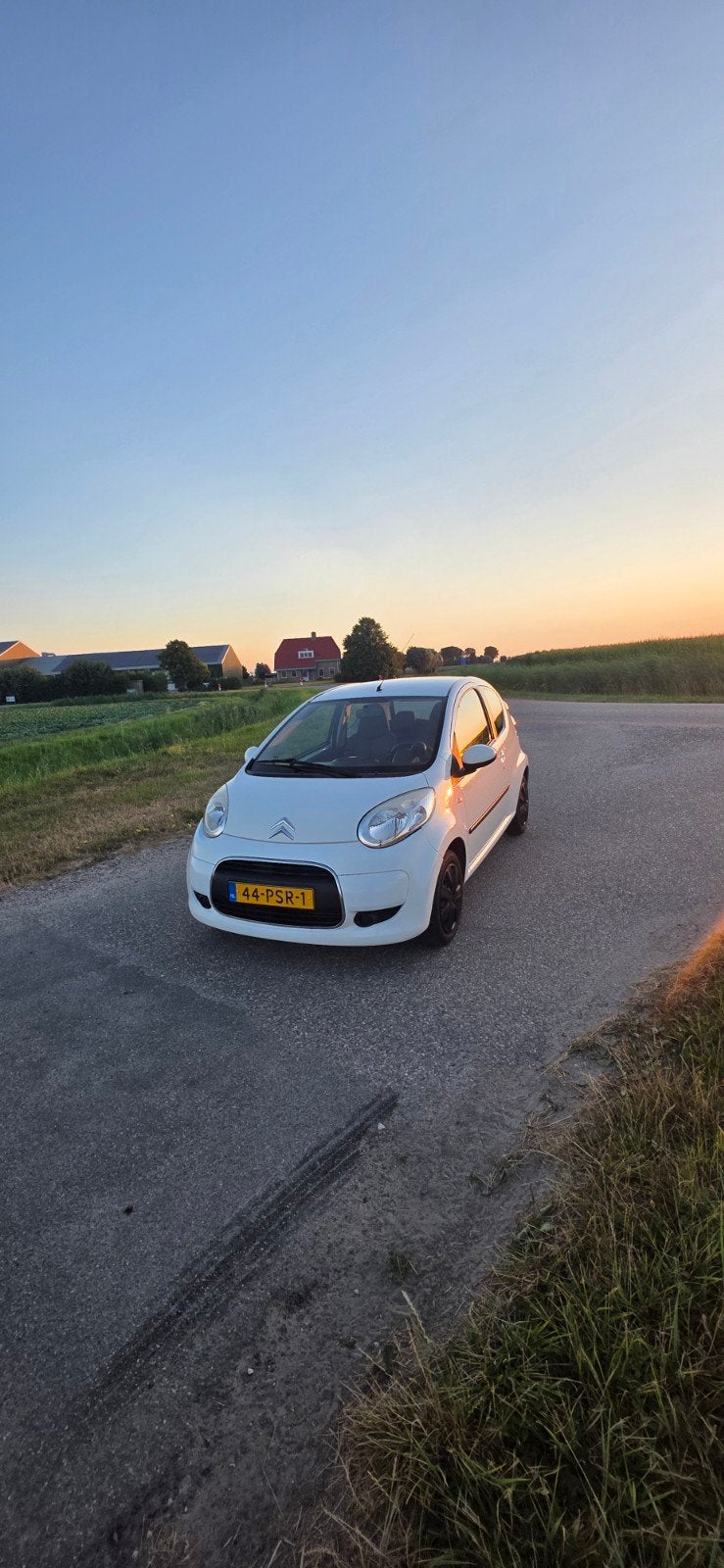 Citroën C1 1.0 3-DRS 2011 Wit, Auto's, Voorwielaandrijving, 4 stoelen, C1, Origineel Nederlands