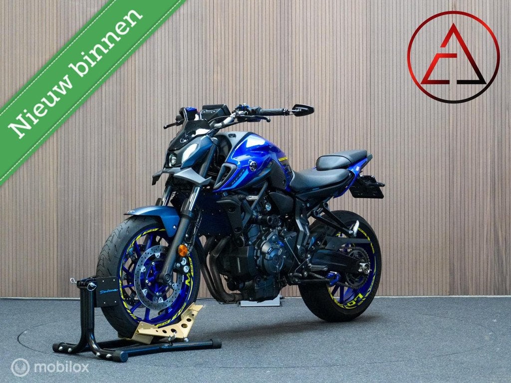 Yamaha MT-07 2024 | A2 | Akrapovic full + custom | 8.110km, Info@yamaha.nl, LED Verlichting, Christiaan huygensweg 32D, Bedrijf