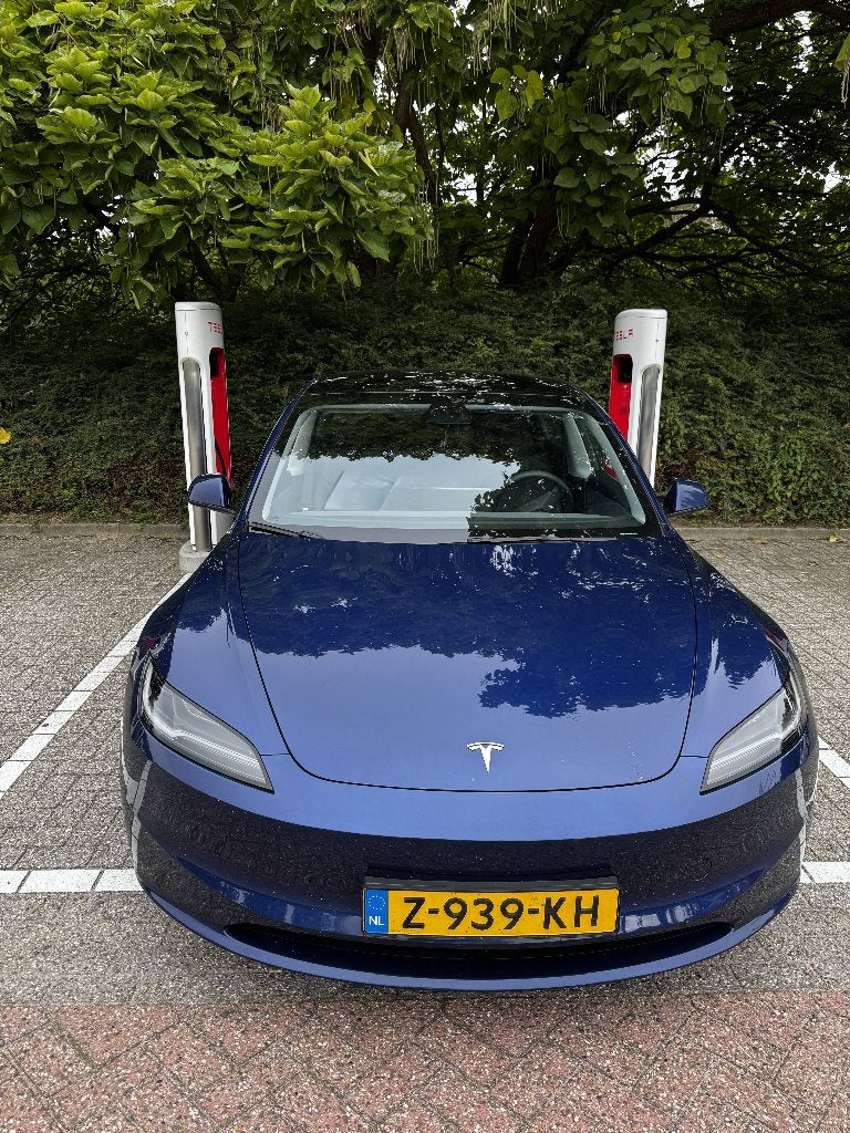 Tesla Model 3 SR RWD Highland –2024 / 63,750 km-First Owner, Automaat, Achterwielaandrijving, Zwart, Blauw