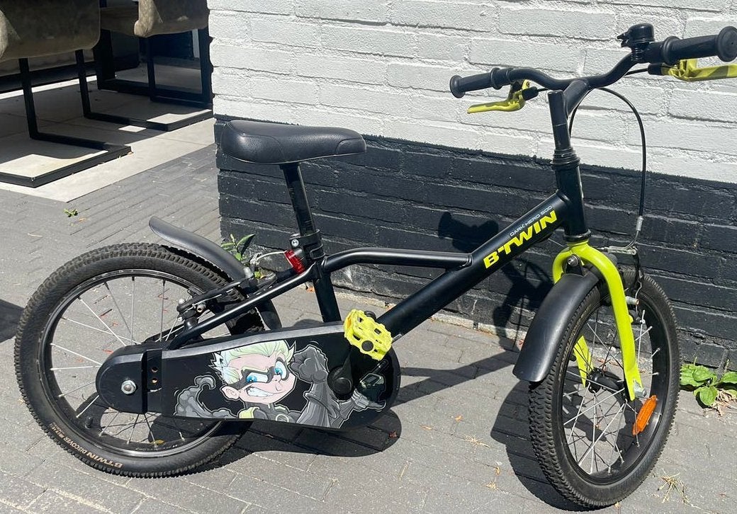 B’twin dark hero 500 16 inch fiets, Fietsen en Brommers, Fietsen | Kinderfietsjes, Ophalen, Zo goed als nieuw, 16 tot 20 inch