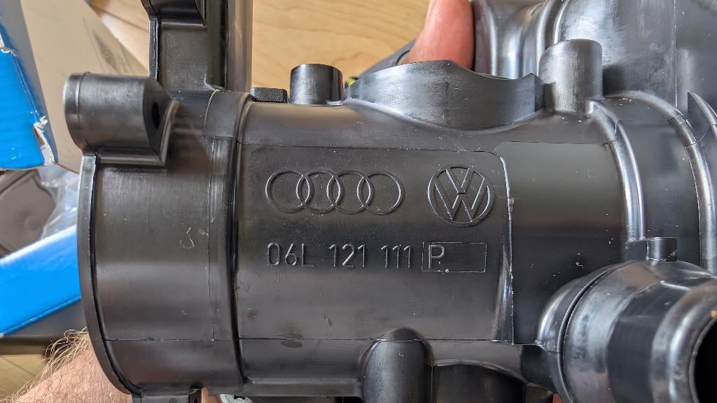 VW Audi 1.8 2.0 TSI TFSI waterpomp thermostaat EA888 3 en 4, Ophalen of Verzenden, Nieuw, Seat